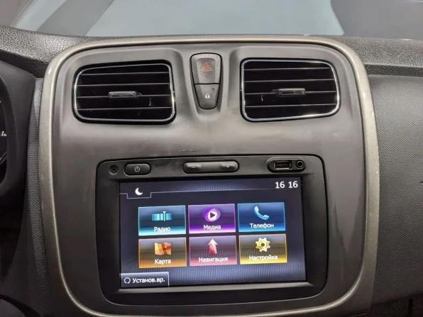 Renault Sandero II Рестайлинг с пробегом 2019 года, цена 1 065 000 рублей, 139125 км, хэтчбек, Автокод Объявления