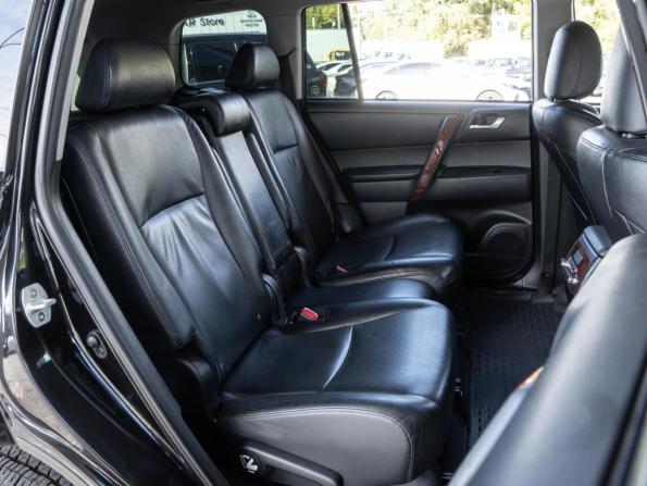 Toyota Highlander II (XU40) Рестайлинг с пробегом 2013 года, цена 2 220 000 рублей, 202839 км, внедорожник, Автокод Объявления