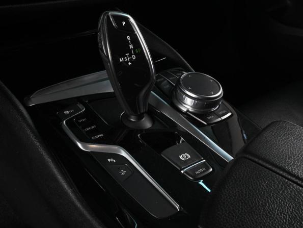 BMW 6 серии IV (G32) с пробегом 2018 года, цена 3 360 000 рублей, 192768 км, лифтбек, Автокод Объявления