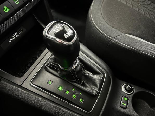 Skoda Yeti I Рестайлинг с пробегом 2015 года, цена 1 140 000 рублей, 241785 км, внедорожник, Автокод Объявления