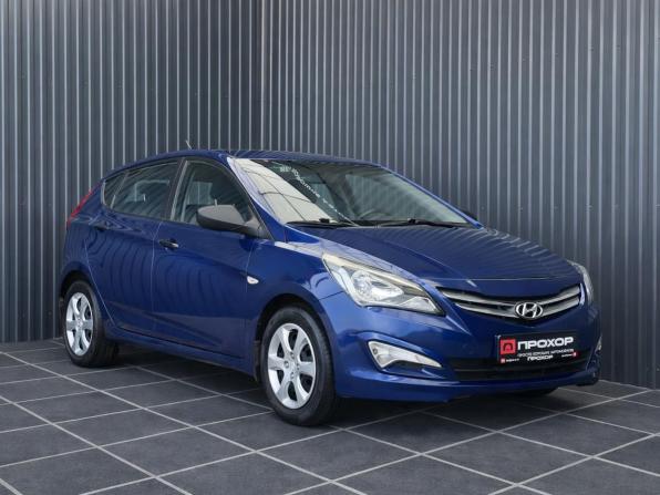 Hyundai Solaris I Рестайлинг с пробегом 2015 года, цена 947 000 рублей, 143977 км, хэтчбек, Автокод Объявления