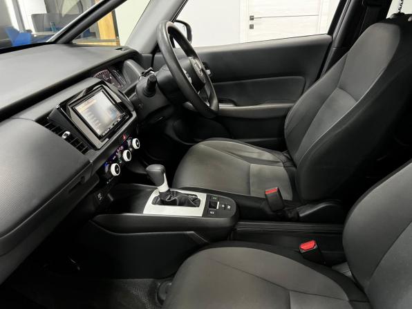 Honda Fit IV с пробегом 2020 года, цена 1 370 000 рублей, 100844 км, хэтчбек, Автокод Объявления