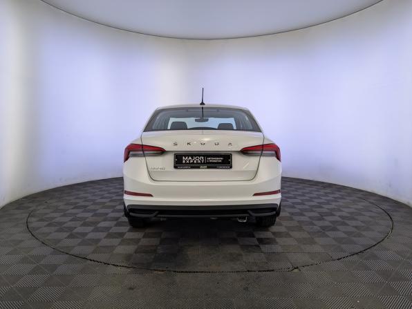Skoda Rapid II с пробегом 2021 года, цена 1 050 000 рублей, 281341 км, лифтбек, Автокод Объявления