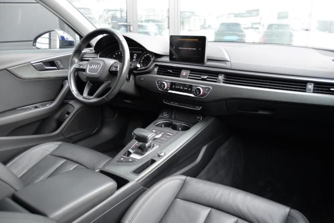 Audi A4 V (B9) с пробегом 2018 года, цена 1 845 000 рублей, 112988 км, седан, Автокод Объявления