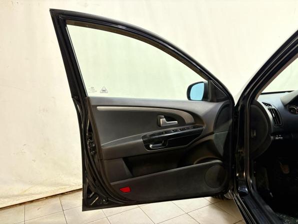 Kia Ceed I Рестайлинг с пробегом 2011 года, цена 670 000 рублей, 187417 км, хэтчбек, Автокод Объявления