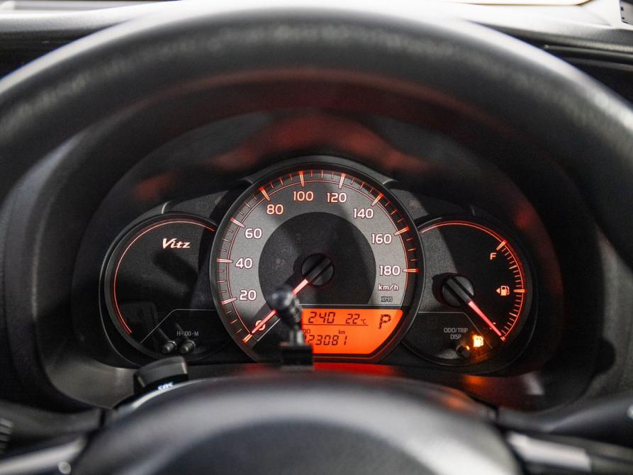 Toyota Vitz III (XP130) Рестайлинг 2 Иркутск  - изображение 10