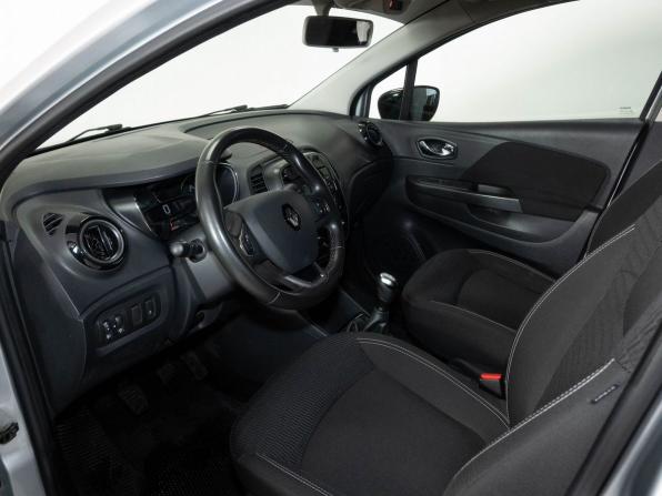 Renault Kaptur I с пробегом 2019 года, цена 1 378 000 рублей, 125300 км, внедорожник, Автокод Объявления