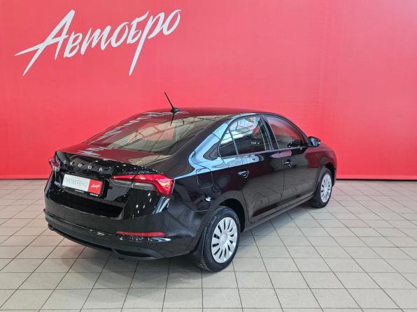 Skoda Rapid II с пробегом 2021 года, цена 1 495 000 рублей, 119701 км, лифтбек, Автокод Объявления