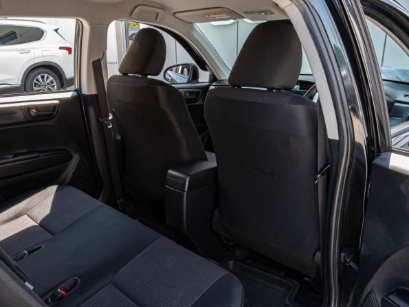 Toyota Corolla XI (E160 E170) Рестайлинг 2 с пробегом 2018 года, цена 1 180 000 рублей, 171766 км, универсал, Автокод Объявления