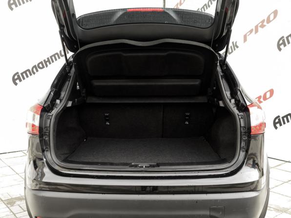 Nissan Qashqai II с пробегом 2017 года, цена 1 580 000 рублей, 64380 км, внедорожник, Автокод Объявления