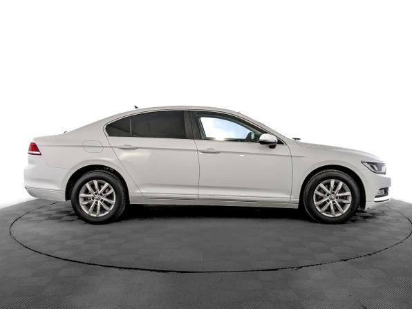 Volkswagen Passat B8 с пробегом 2019 года, цена 2 190 000 рублей, 116847 км, седан, Автокод Объявления