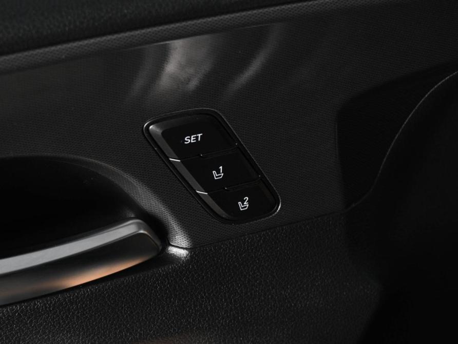 Hyundai Santa Fe IV Рестайлинг Ростов-на-Дону  - изображение 19