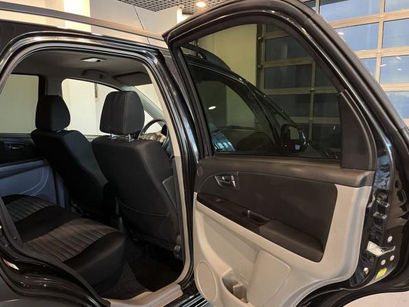 Suzuki SX4 I (Classic) Рестайлинг с пробегом 2010 года, цена 920 000 рублей, 143763 км, хэтчбек, Автокод Объявления