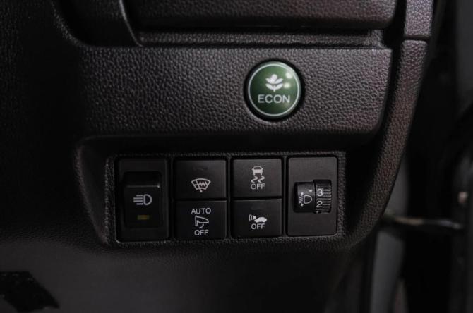 Honda Fit III с пробегом 2015 года, цена 999 000 рублей, 160000 км, хэтчбек, Автокод Объявления