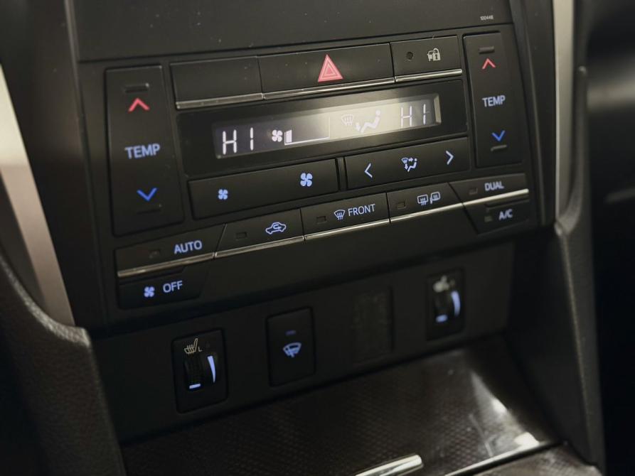 Toyota Camry VII (XV50) Рестайлинг Вологда  - изображение 15