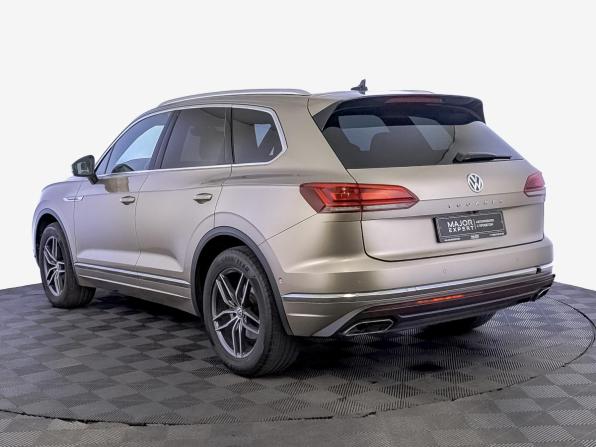 Volkswagen Touareg III с пробегом 2019 года, цена 4 430 000 рублей, 108625 км, внедорожник, Автокод Объявления
