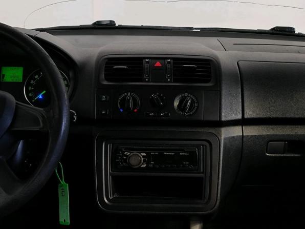 Skoda Fabia II Рестайлинг с пробегом 2013 года, цена 699 000 рублей, 189829 км, хэтчбек, Автокод Объявления