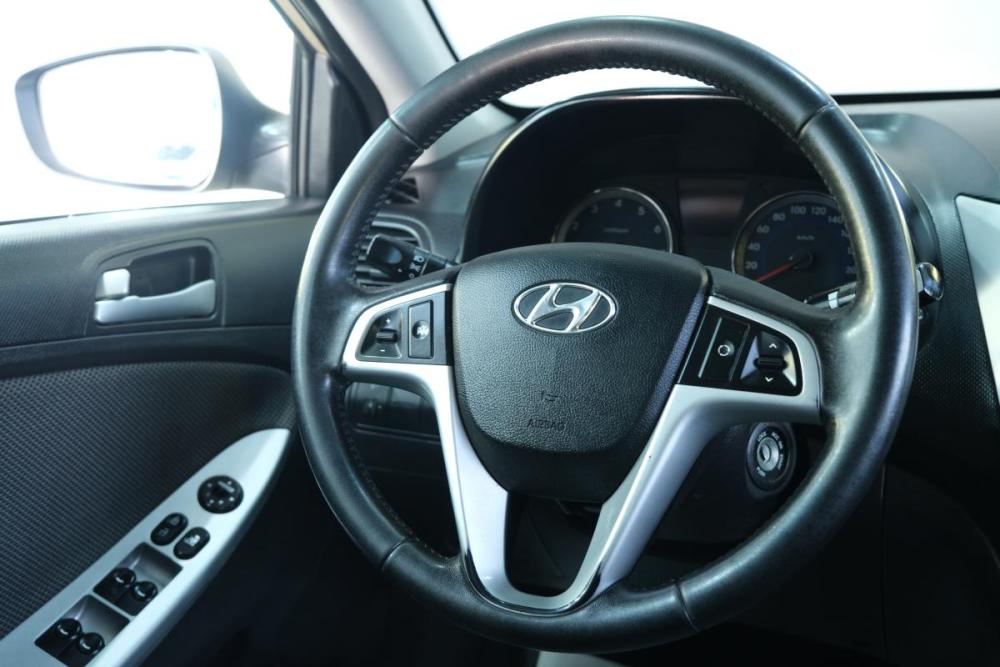 Hyundai Solaris I Омск  - изображение 12