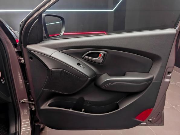 Hyundai ix35 I Рестайлинг с пробегом 2013 года, цена 1 490 000 рублей, 89700 км, внедорожник, Автокод Объявления