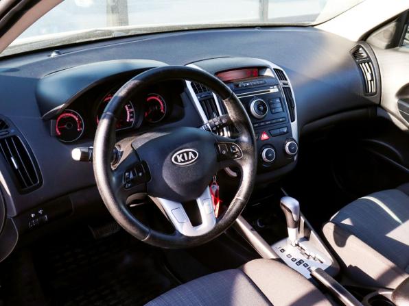 Kia Ceed I Рестайлинг с пробегом 2010 года, цена 705 000 рублей, 157460 км, хэтчбек, Автокод Объявления