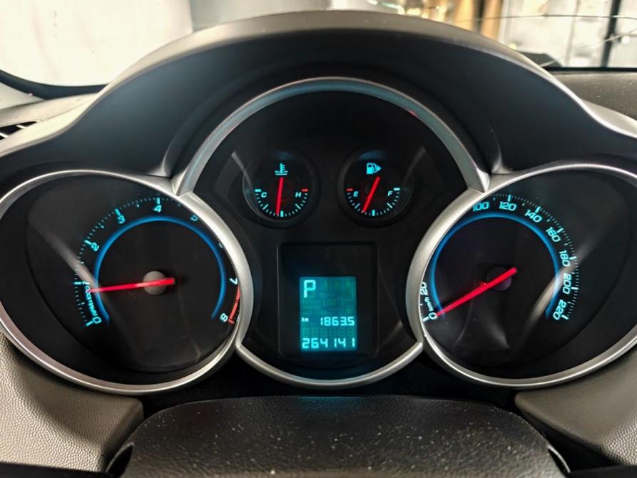 Chevrolet Cruze I Рестайлинг Москва  - изображение 12