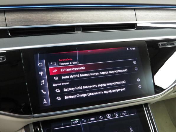 Audi A8 IV (D5) Рестайлинг с пробегом 2022 года, цена 11 990 000 рублей, 18187 км, седан, Автокод Объявления