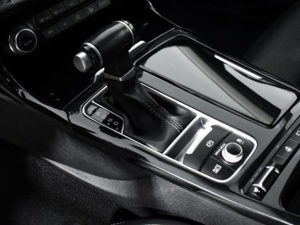 Kia Stinger I с пробегом 2018 года, цена 2 049 000 рублей, 185844 км, лифтбек, Автокод Объявления