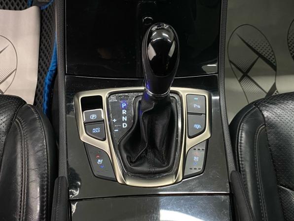 Hyundai Grandeur V с пробегом 2014 года, цена 1 520 000 рублей, 211193 км, седан, Автокод Объявления