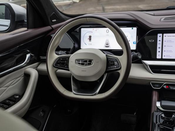 Geely Monjaro I с пробегом 2024 года, цена 3 429 000 рублей, 41800 км, внедорожник, Автокод Объявления
