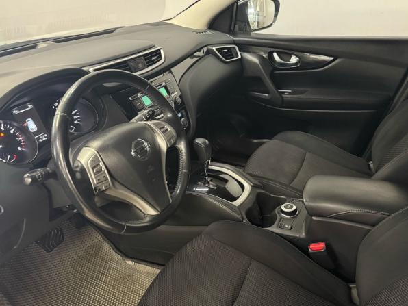 Nissan Qashqai II с пробегом 2017 года, цена 1 750 000 рублей, 99198 км, внедорожник, Автокод Объявления