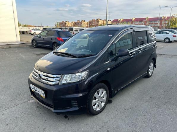 Honda Freed I с пробегом 2011 года, цена 1 120 000 рублей, 220731 км, компактвэн, Автокод Объявления