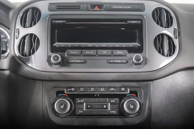 Volkswagen Tiguan I Рестайлинг с пробегом 2013 года, цена 1 249 000 рублей, 209000 км, внедорожник, Автокод Объявления