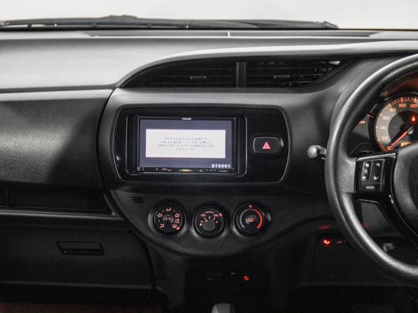 Toyota Vitz III (XP130) Рестайлинг 2 с пробегом 2018 года, цена 1 055 000 рублей, 102213 км, хэтчбек, Автокод Объявления
