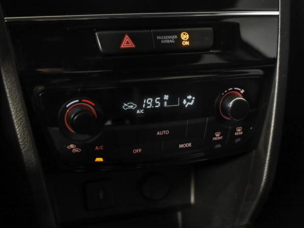 Suzuki Vitara II Рестайлинг с пробегом 2019 года, цена 1 230 000 рублей, 138900 км, внедорожник, Автокод Объявления
