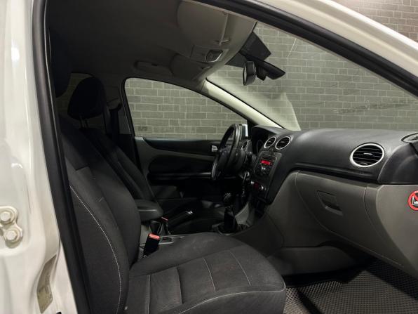 Ford Focus II Рестайлинг с пробегом 2010 года, цена 480 000 рублей, 279274 км, хэтчбек, Автокод Объявления