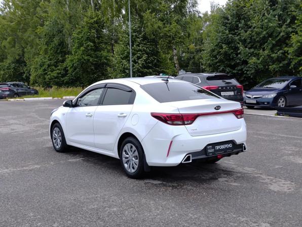 Kia Rio IV Рестайлинг с пробегом 2021 года, цена 1 520 000 рублей, 85344 км, седан, Автокод Объявления