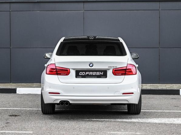 BMW 3 серии VI (F3x) Рестайлинг с пробегом 2015 года, цена 2 254 000 рублей, 181037 км, седан, Автокод Объявления
