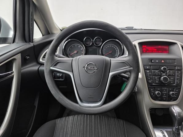 Opel Astra J с пробегом 2011 года, цена 520 000 рублей, 297469 км, хэтчбек, Автокод Объявления