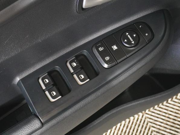 Kia Rio IV с пробегом 2019 года, цена 1 240 000 рублей, 167205 км, седан, Автокод Объявления
