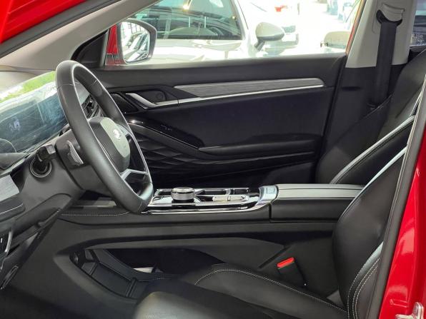 JAC JS6 с пробегом 2023 года, цена 2 000 000 рублей, 21768 км, внедорожник, Автокод Объявления
