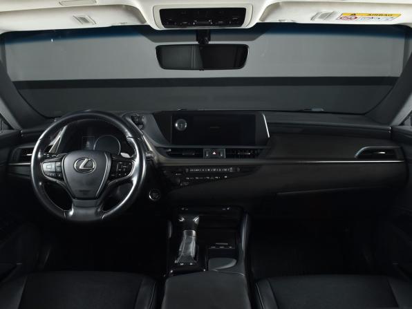 Lexus ES VII с пробегом 2020 года, цена 4 099 995 рублей, 71987 км, седан, Автокод Объявления
