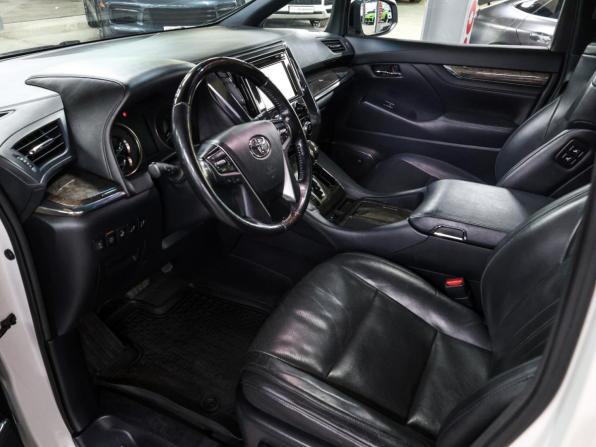 Toyota Alphard III Рестайлинг с пробегом 2019 года, цена 3 898 000 рублей, 250680 км, минивэн, Автокод Объявления