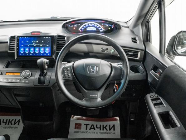 Honda Freed I Рестайлинг с пробегом 2013 года, цена 999 500 рублей, 169996 км, компактвэн, Автокод Объявления
