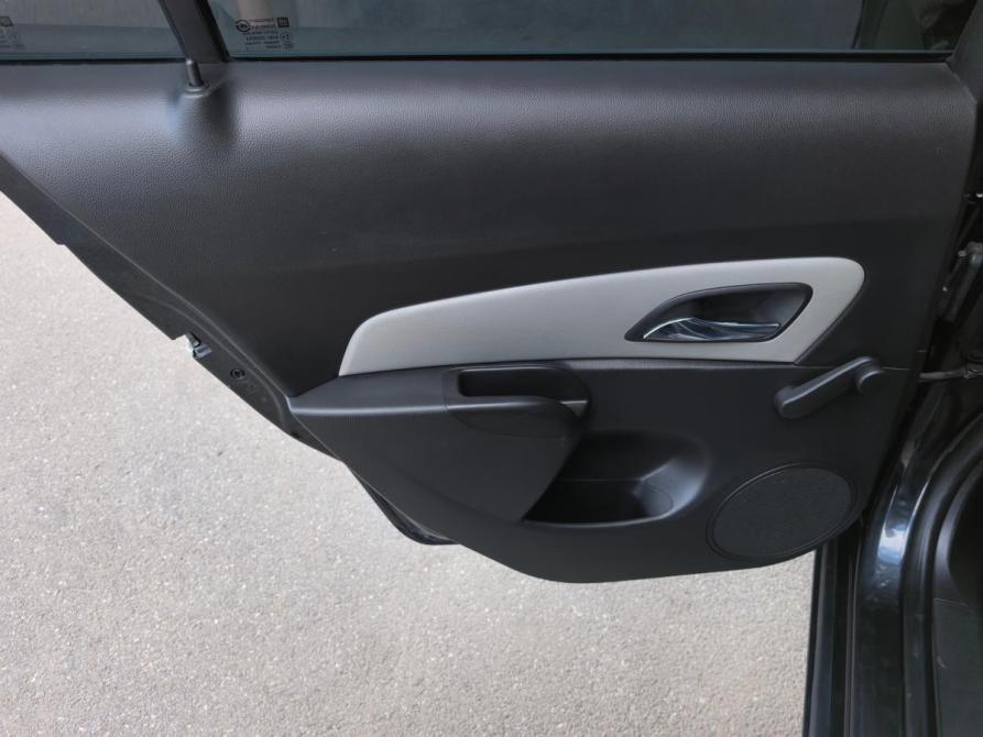Chevrolet Cruze I Санкт-Петербург  - изображение 15
