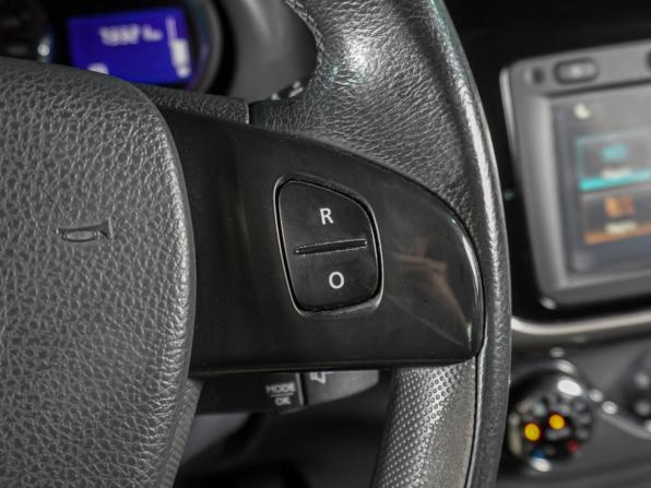 Renault Sandero II с пробегом 2016 года, цена 1 199 000 рублей, 73321 км, хэтчбек, Автокод Объявления