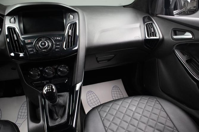 Ford Focus III с пробегом 2013 года, цена 899 000 рублей, 207000 км, седан, Автокод Объявления