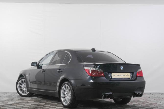 BMW 5 серии V (E60/E61) Рестайлинг с пробегом 2009 года, цена 1 249 000 рублей, 240000 км, седан, Автокод Объявления