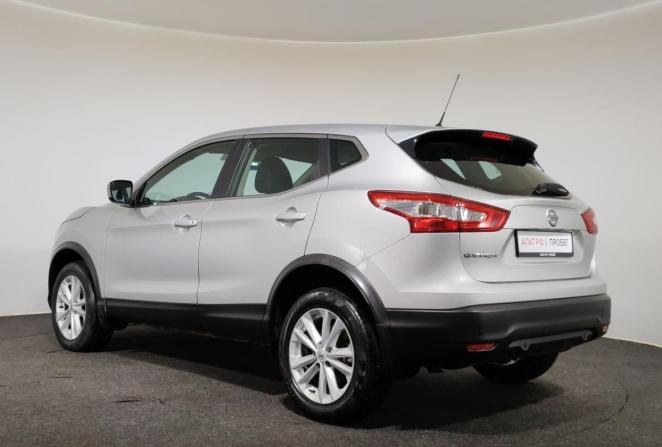 Nissan Qashqai II с пробегом 2015 года, цена 1 260 000 рублей, 102382 км, внедорожник, Автокод Объявления