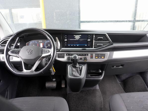 Volkswagen Multivan T6 Рестайлинг с пробегом 2021 года, цена 6 580 000 рублей, 140000 км, минивэн, Автокод Объявления