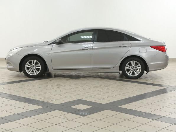 Hyundai Sonata VI (YF) с пробегом 2010 года, цена 870 000 рублей, 184000 км, седан, Автокод Объявления